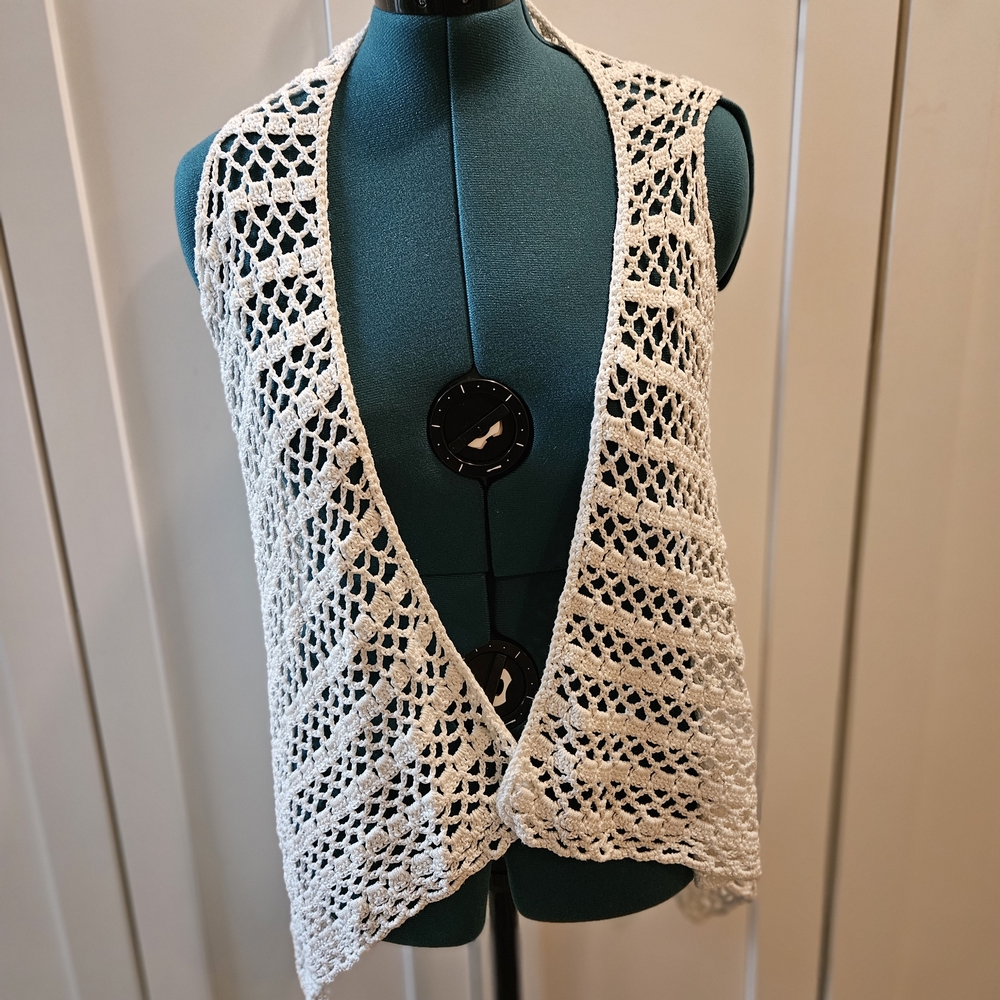 Elegant Cream Crochet Women's Sweater Vest